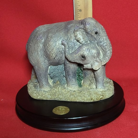 Earth Home Indian Elephant Mother and Calf Figurine on Wood Base - Picture 8 of 14